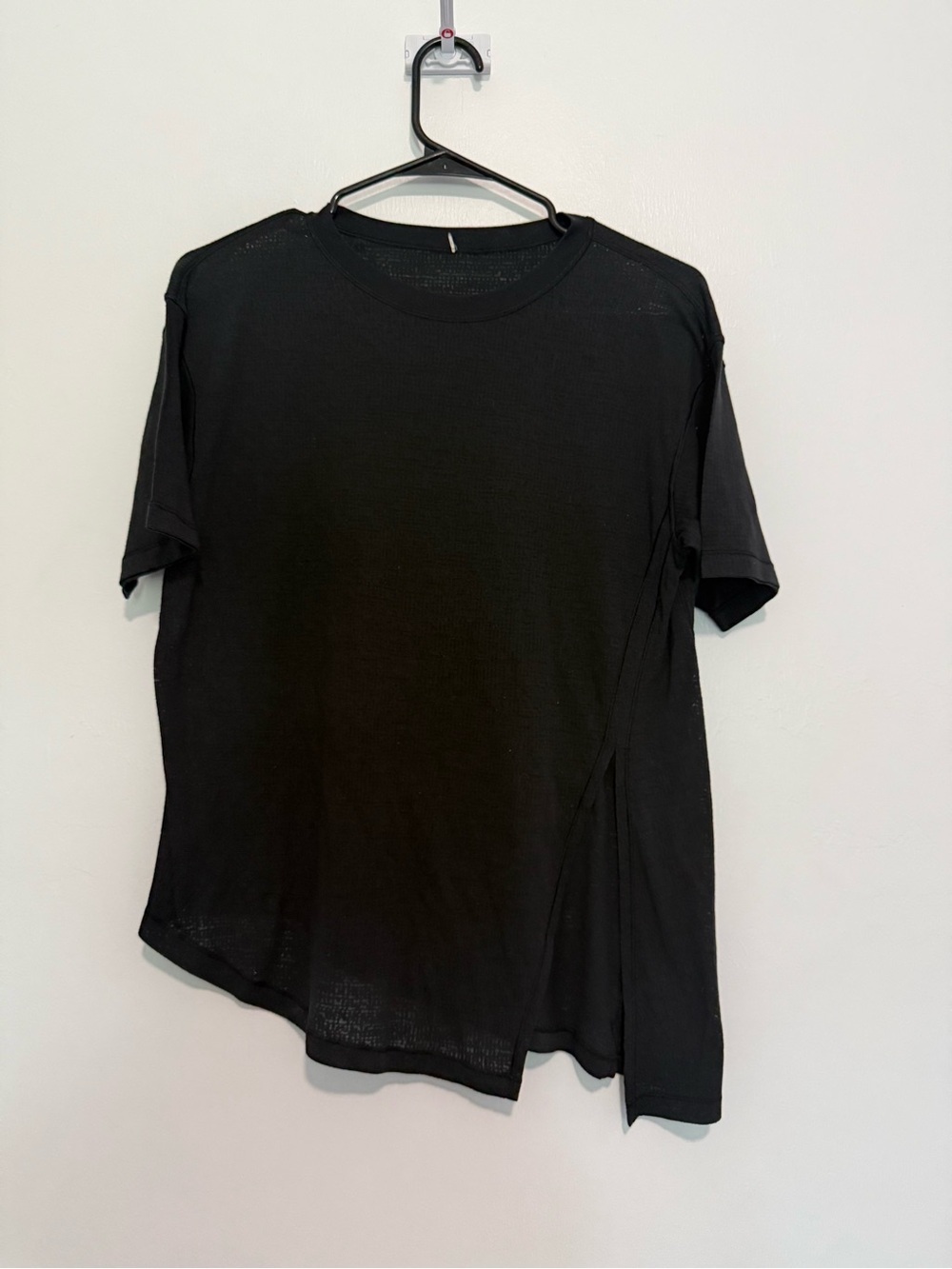 Lululemon Shirt Women Black Short Sleeve Side Slit Lightweight Black Size 8